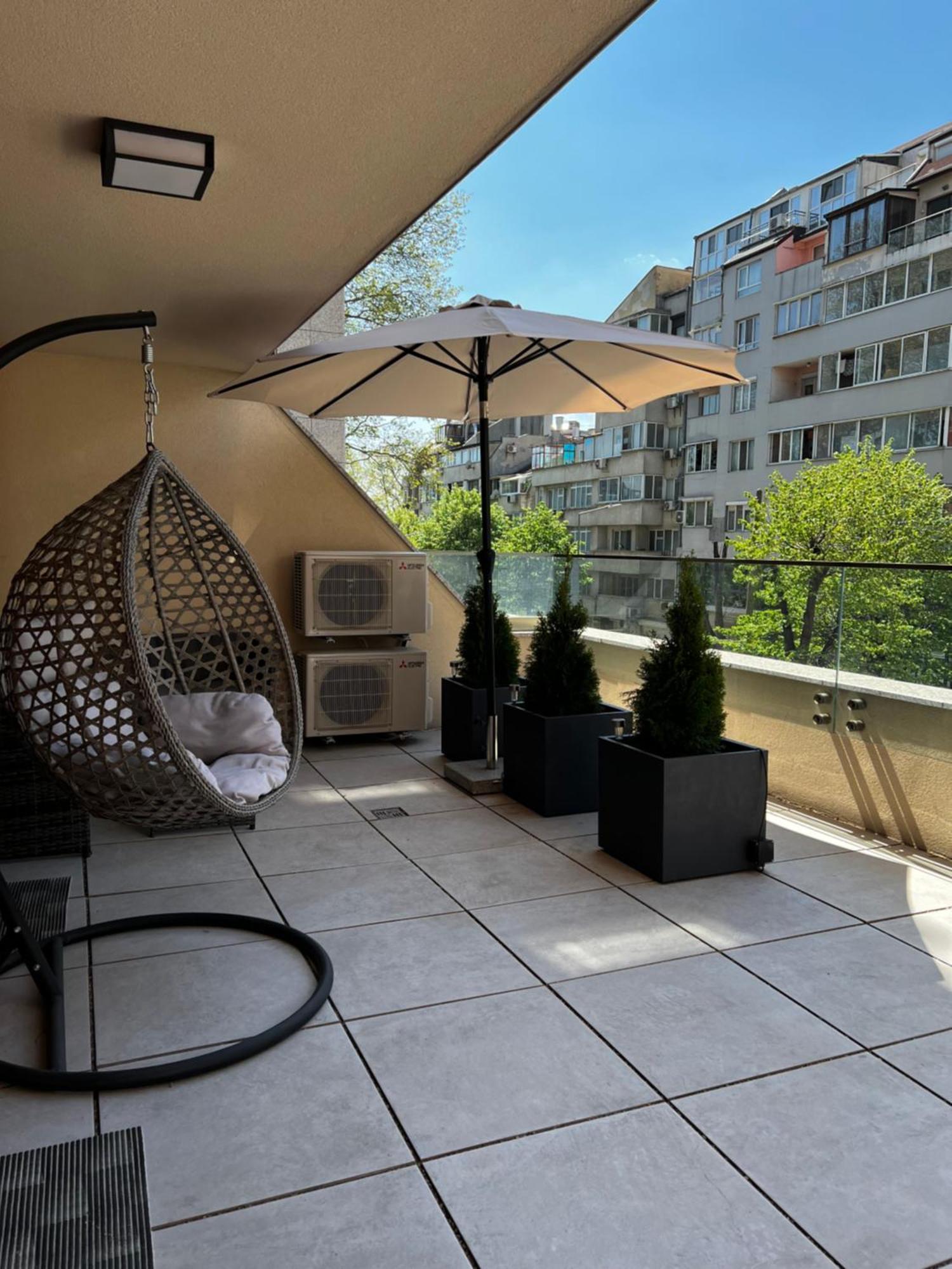 A-Brilliant, New! Spacious & Modern Apartment In Varna Whit Garage Екстериор снимка